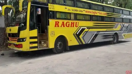 Raghu Travels Bus-Front Image