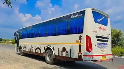 SHRI RAM TRAVELS Bus-Side Image