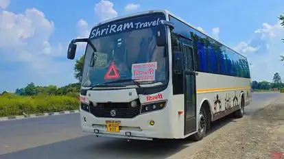 SHRI RAM TRAVELS Bus-Front Image