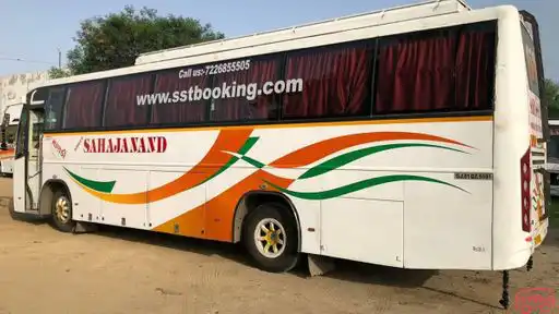 Shree Sahjanand Bus Service Pvt. Ltd Bus-Front Image