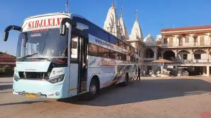 Shree Sahjanand Bus Service Pvt. Ltd Bus-Front Image
