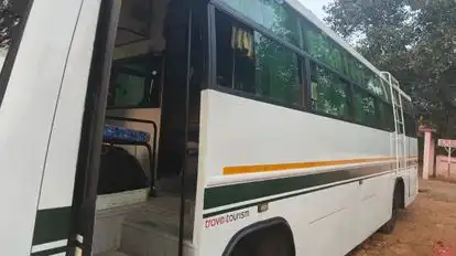 Yadav Tour And Travels Bus-Side Image