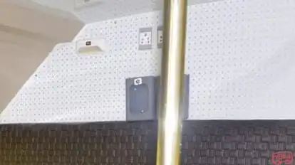 Labbaik Tours And Travels   Bus-Amenities Image