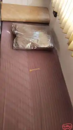 Shree Manikanta Travels Bus-Amenities Image