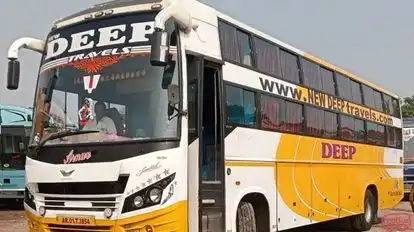 Deep Travels Bus-Front Image