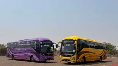 SIDDHI VINAYAK TRAVELS Bus-Front Image