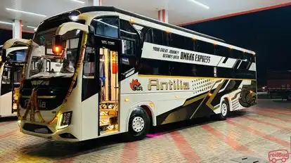 Omkar Express Bus-Side Image