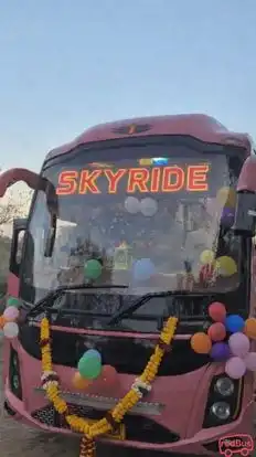 Gajraj Travells Bus-Front Image