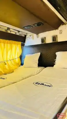 Rajhans Tours and Travels Bus-Amenities Image