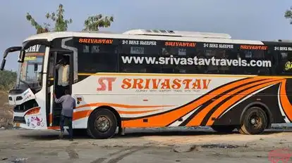 Srivastav Travels Bus-Side Image