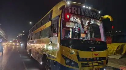 Srivastav Travels Bus-Front Image