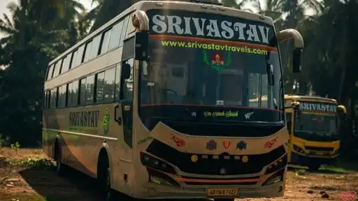 Srivastav Travels Bus-Front Image