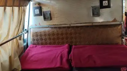 Raja Travels Bus-Amenities Image
