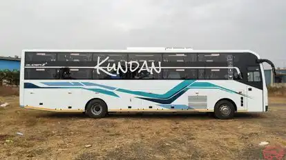 Kundan Travels  Bus-Side Image