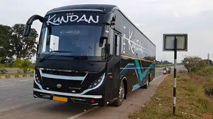 Kundan Travels  Bus-Front Image