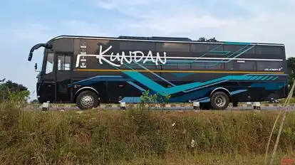 Kundan Travels  Bus-Side Image