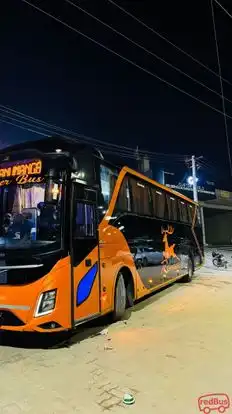 REINDEER TRANSIT Bus-Side Image