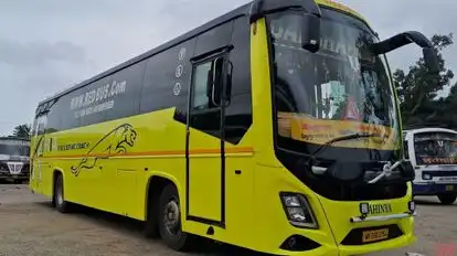 Dakshayani Travels Bus-Side Image