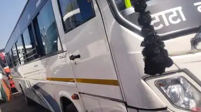 Saraswati Travels Bus-Side Image