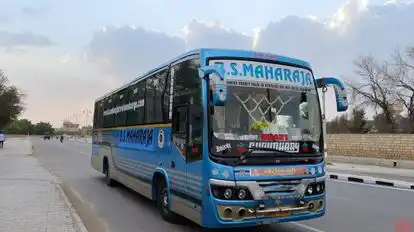 B S MAHARAJA TRAVELS Bus-Side Image