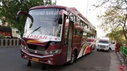 Guru Nanak Travels Bus-Front Image