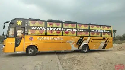 VINOTH TRAVELS Bus-Side Image
