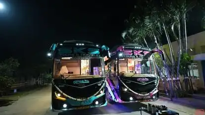 SKS Tours & Travels Bus-Front Image