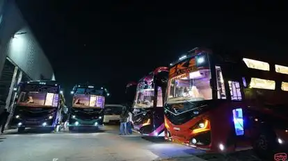 SKS Tours & Travels Bus-Front Image