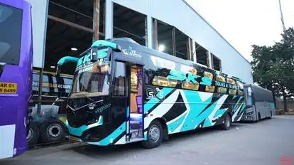 SKS Tours & Travels Bus-Side Image