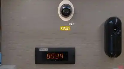 SKS Tours & Travels Bus-Amenities Image