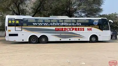 Shirdi Xpress	 Bus-Side Image