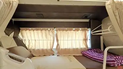 Shirdi Xpress	 Bus-Seats Image