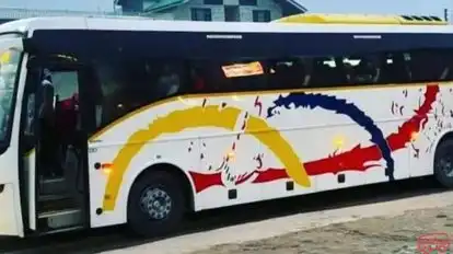 JN HOLIDAYS  Bus-Side Image