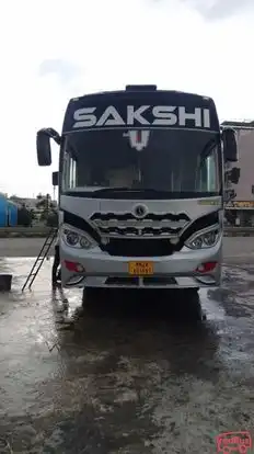 GLOBAL TOURIST Bus-Front Image