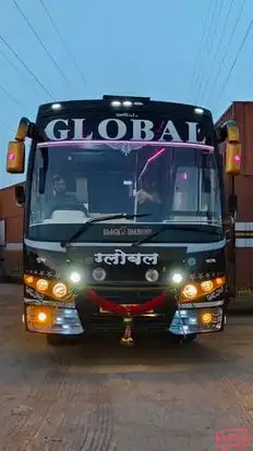 GLOBAL TOURIST Bus-Front Image