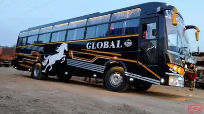 GLOBAL TOURIST Bus-Side Image