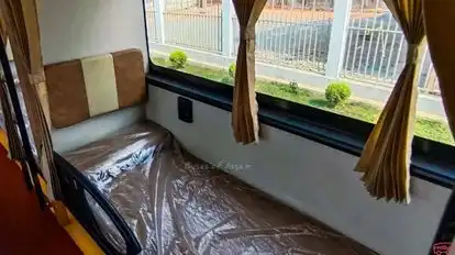 Slumber 37 Bus-Seats Image