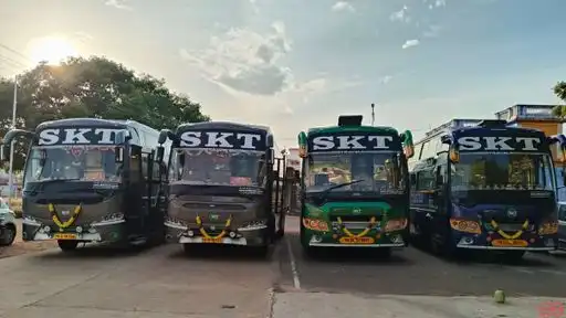 SKT TRAVELS Bus-Front Image