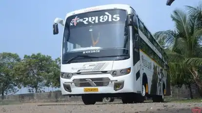 Raja Ranchhod Travels Bus-Front Image