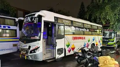GKT TRAVELS  Bus-Side Image
