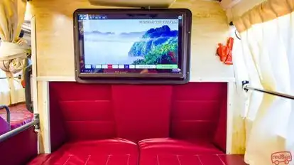 Vignesh TAT Bus-Amenities Image
