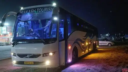 PRAKASH TOURISM Bus-Front Image