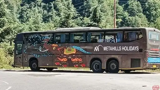 Metahills holidays Bus-Front Image