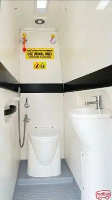 Ruby Makil Travels Bus-Amenities Image