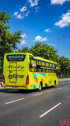 PINKY GUDIYA TRAVELS AND CARGO Bus-Side Image