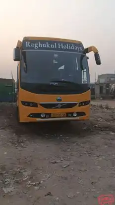 Raghukul Holidays  Bus-Front Image