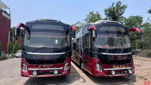 Radhe Travels  Bus-Front Image