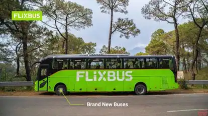 FlixBus Bus-Side Image