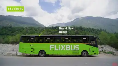 FlixBus Bus-Side Image