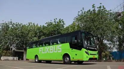 FlixBus Bus-Side Image